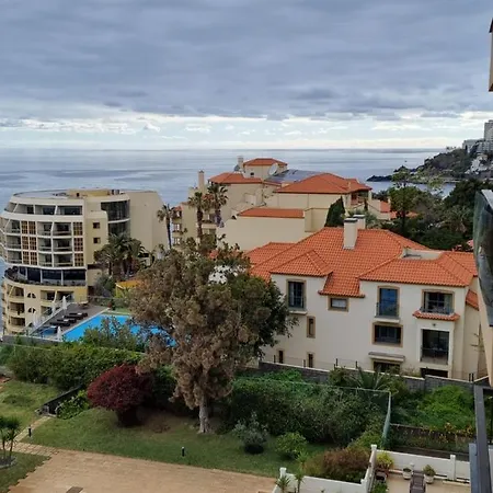 Ocean At Your Feet! Апартаменты *