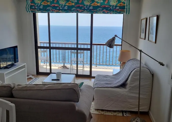 Ocean At Your Feet! *