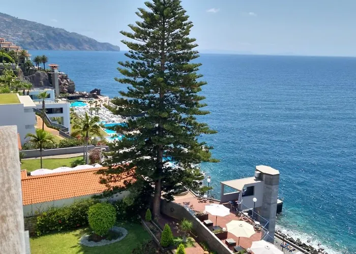 Ocean At Your Feet! Funchal (Madeira)